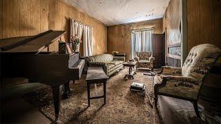 SHE DIED ON THE COUCH... | Mrs. Ted's Abandoned House in Alabama